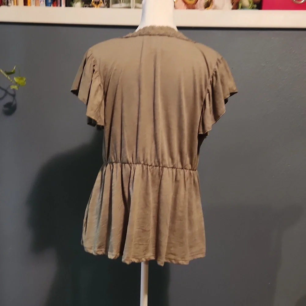 Shirt - Picture 2 of 3